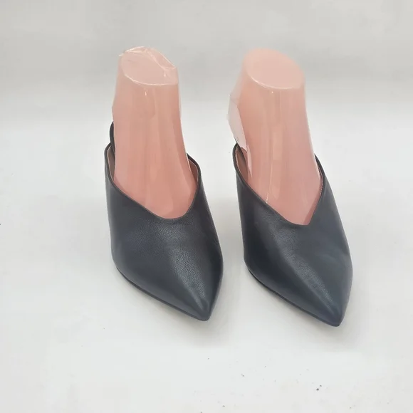 STUART WEITZMAN LEATHER LULA POINTED TOE PUMP IN BLACK 9.5 B MULE - Picture 3 of 12